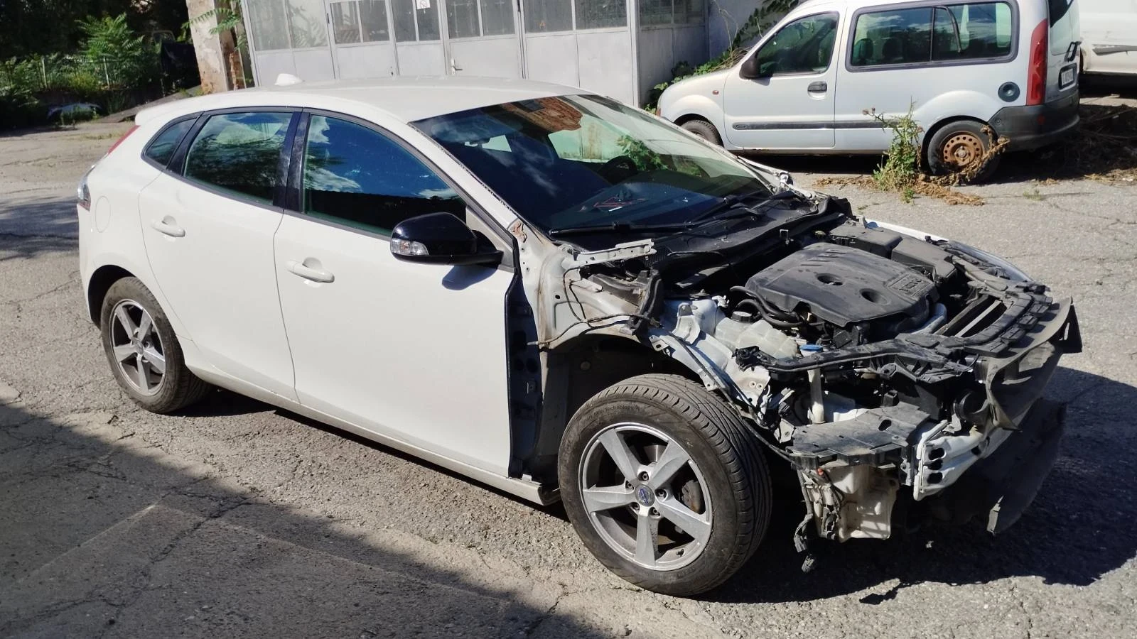 Volvo V40 D2 | Mobile.bg � ����������� 6