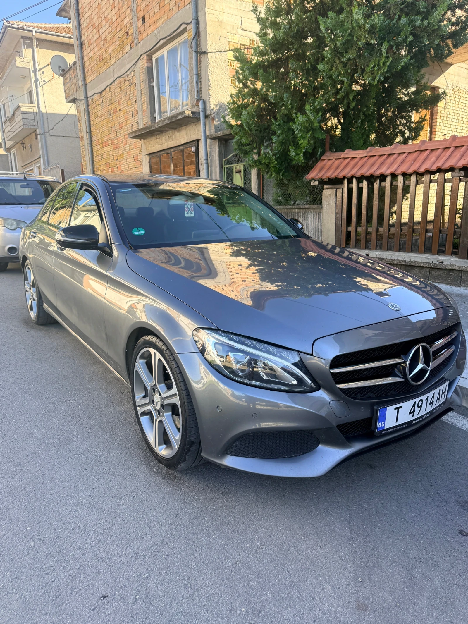 Mercedes-Benz C 220