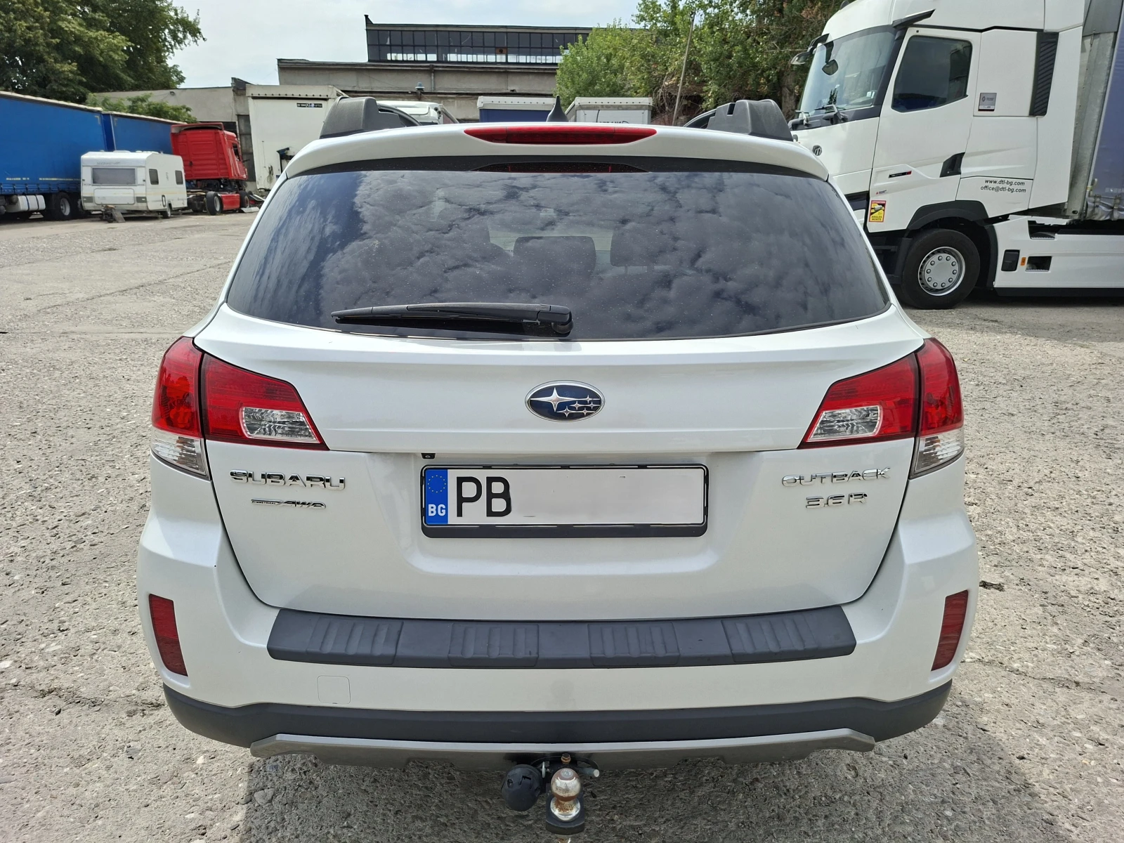 Subaru Outback, снимка 8 - Автомобили и джипове - 55899479