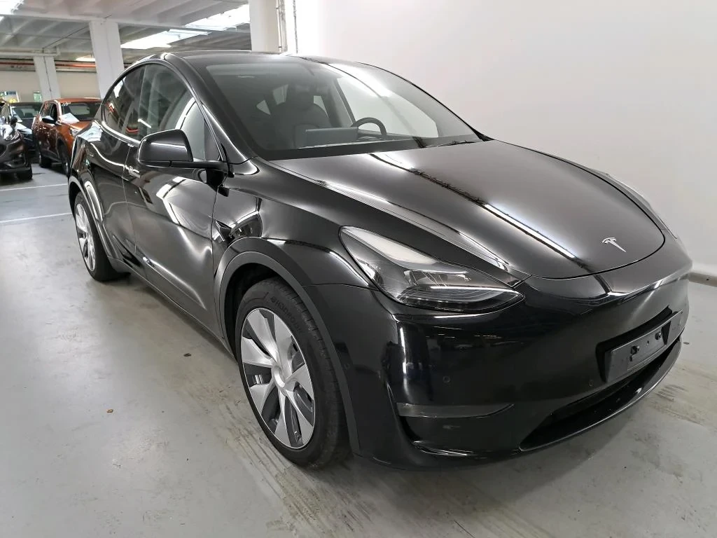 Tesla Model Y LONG RANGE DUAL MOTOR LED NAVI 92% SoH, снимка 2 - Автомобили и джипове - 56114182