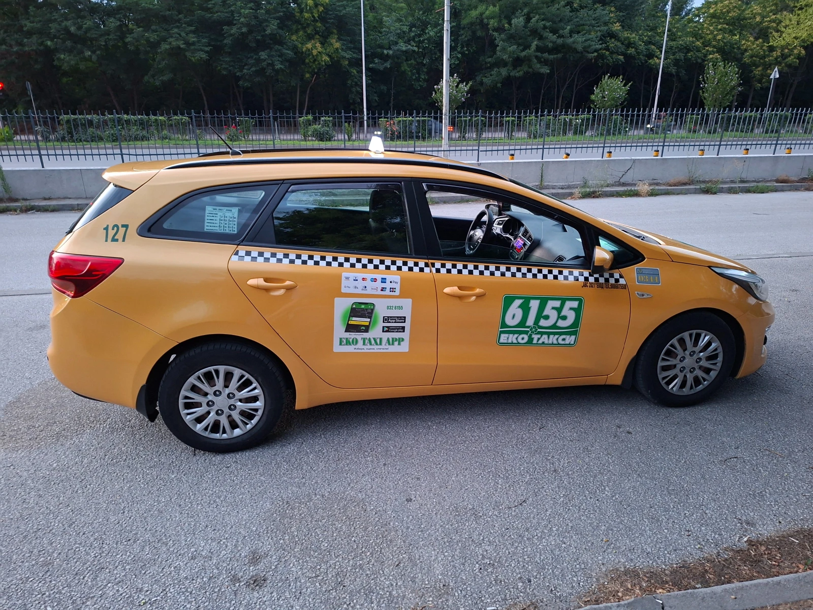 Kia Ceed 1.4, снимка 6 - Автомобили и джипове - 56171858