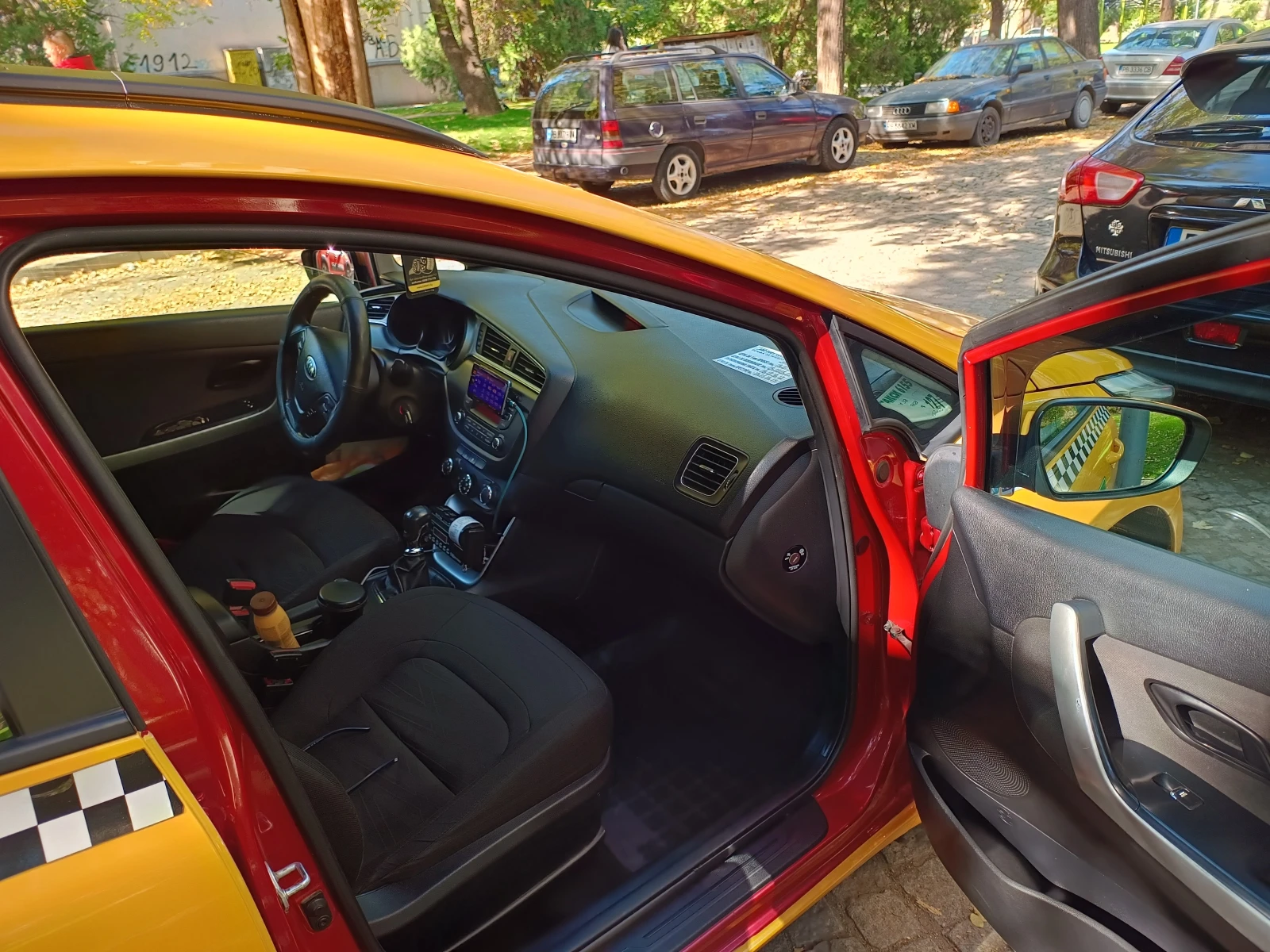 Kia Ceed 1.4, снимка 12 - Автомобили и джипове - 56171858