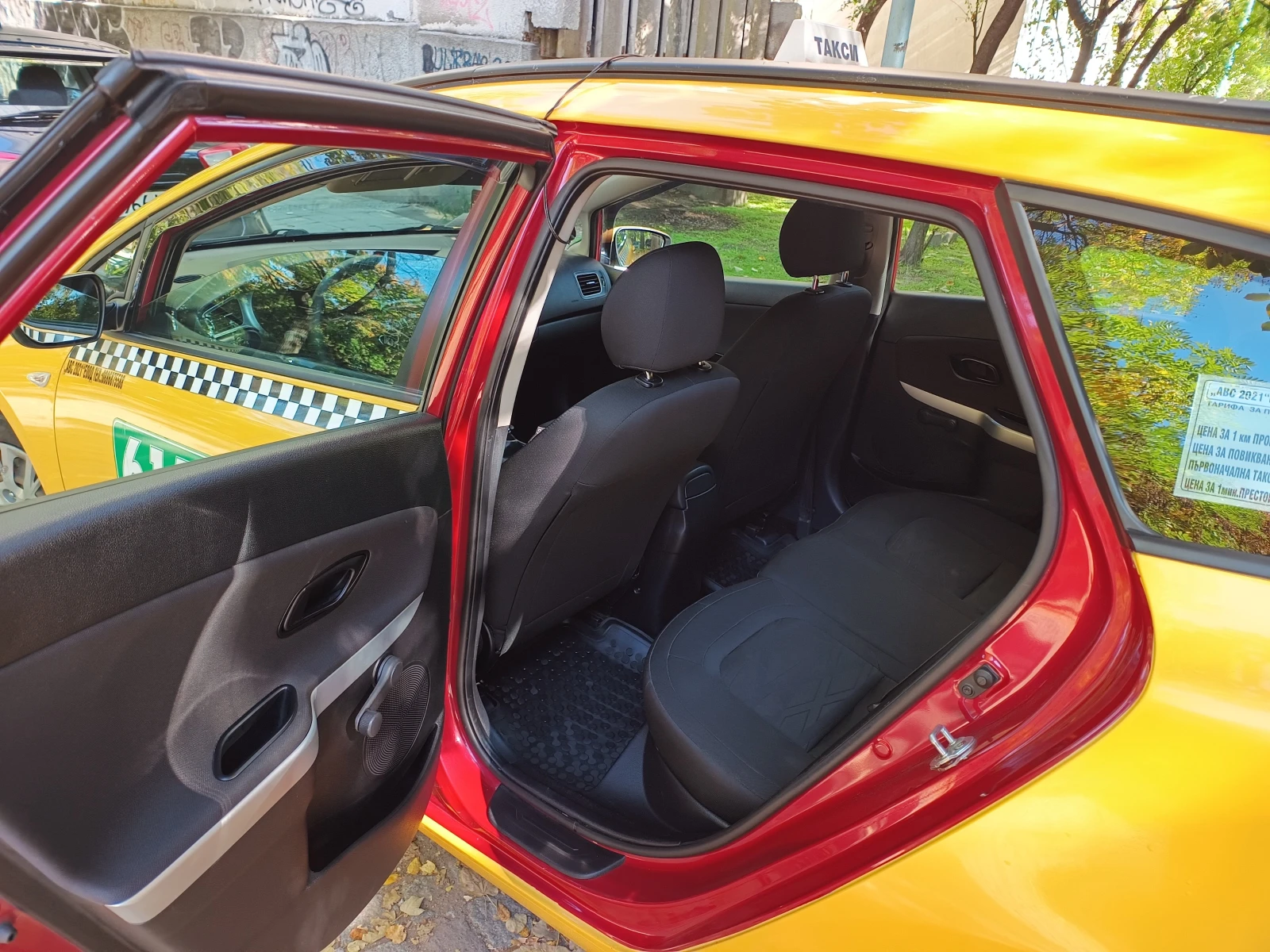 Kia Ceed 1.4, снимка 15 - Автомобили и джипове - 56171858