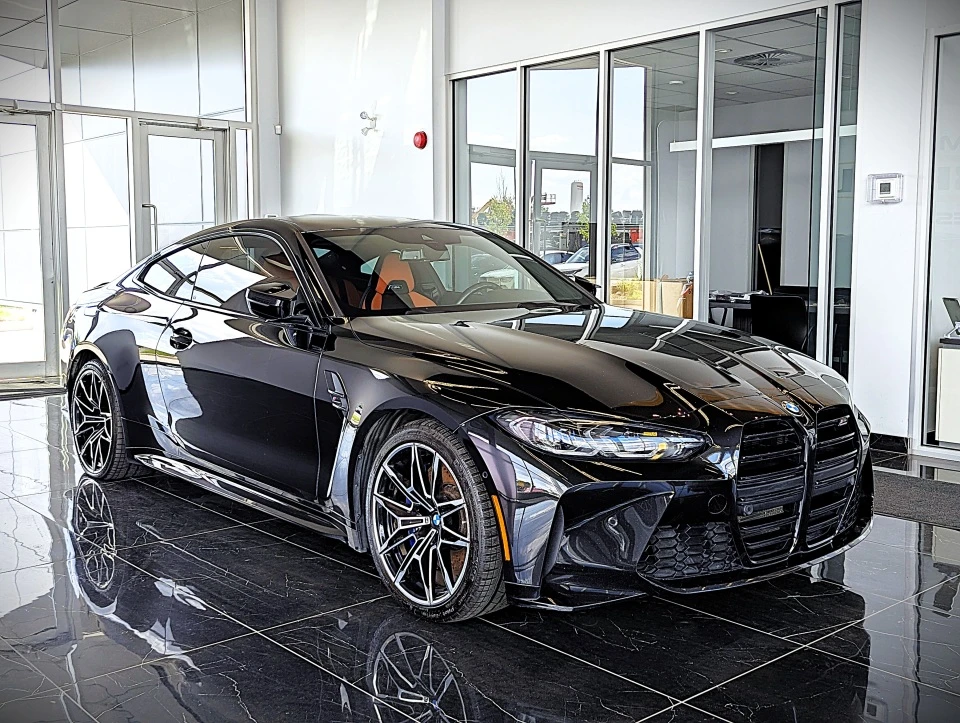 BMW M4 COMPETITION 