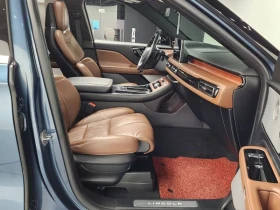 Lincoln Aviator AWD, снимка 11