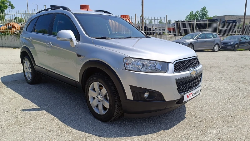 Chevrolet Captiva 2.2 D, снимка 7 - Автомобили и джипове - 50584472