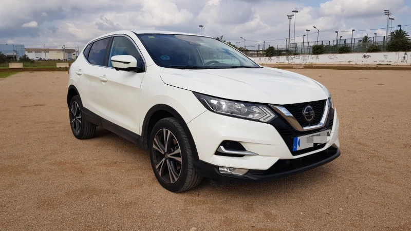 Nissan Qashqai New Face 360  / Key less, снимка 4 - Автомобили и джипове - 52112545