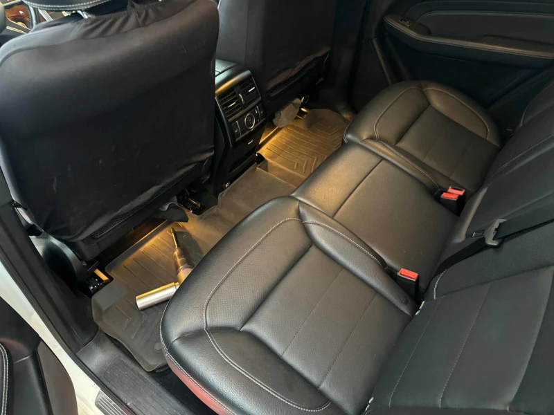 Mercedes-Benz ML 350 d* 4MATIC* AMG-pack* AIR* Harman/Kardon* Подгрев* , снимка 9 - Автомобили и джипове - 52751654