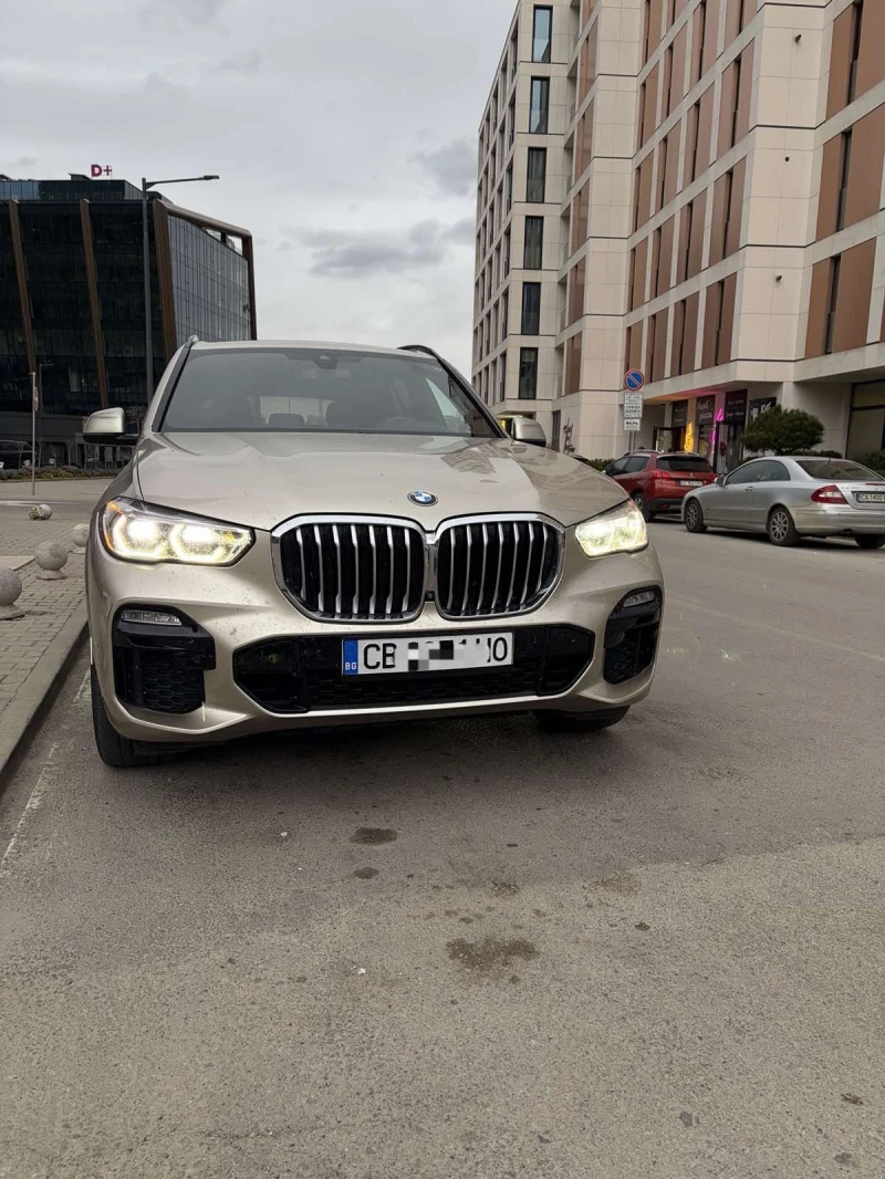 BMW X5 xDrive40i M Package | Лазерни фарове | Възд, снимка 3 - Автомобили и джипове - 53020607