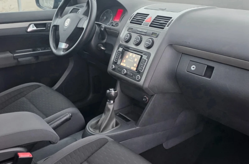 VW Tiguan 1.9TDI 105ks 7m, снимка 7 - Автомобили и джипове - 53368544