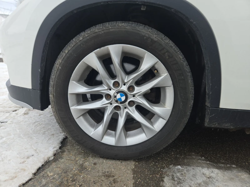 BMW X1 * * CARFAX * * АВТО КРЕДИТ * * , снимка 9 - Автомобили и джипове - 53405669