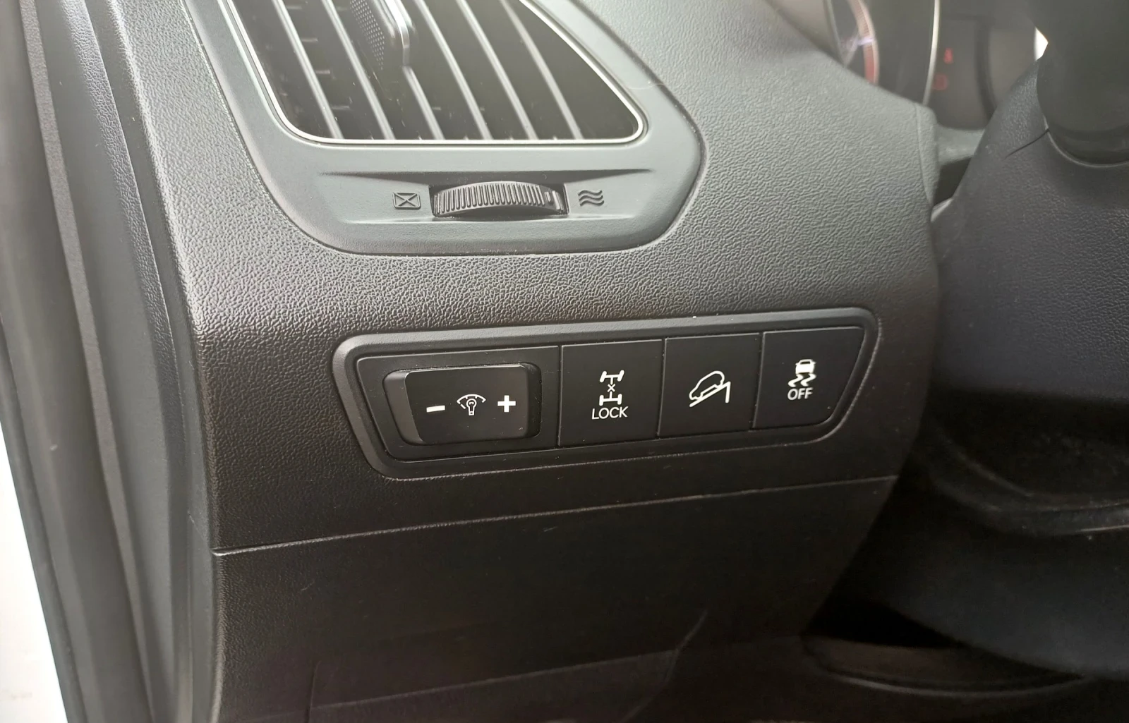 Hyundai IX35 2.0 CRDI 4x4 | Mobile.bg   11