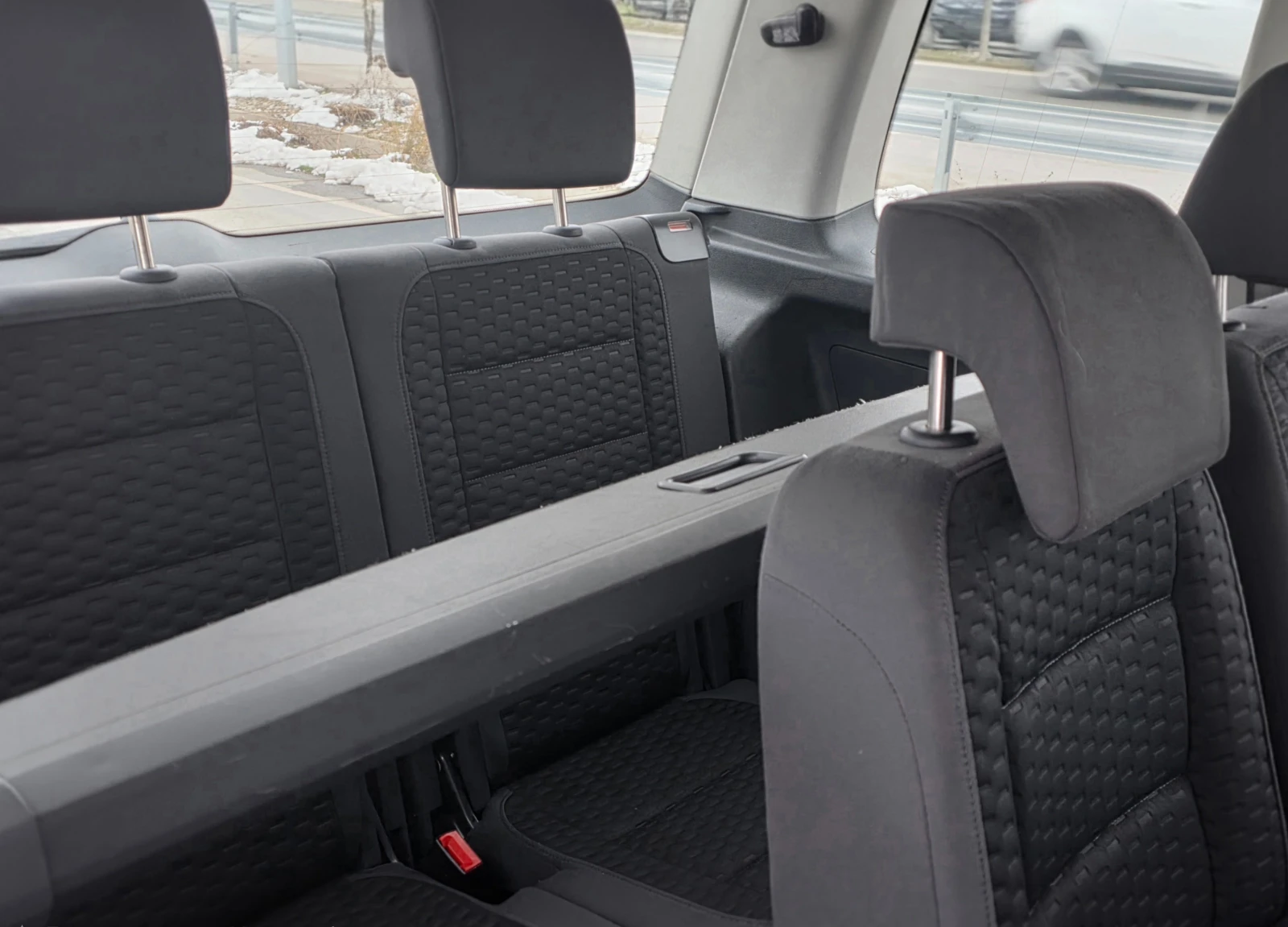 VW Touran 1.9TDI 105ks 7m | Mobile.bg � ����������� 11