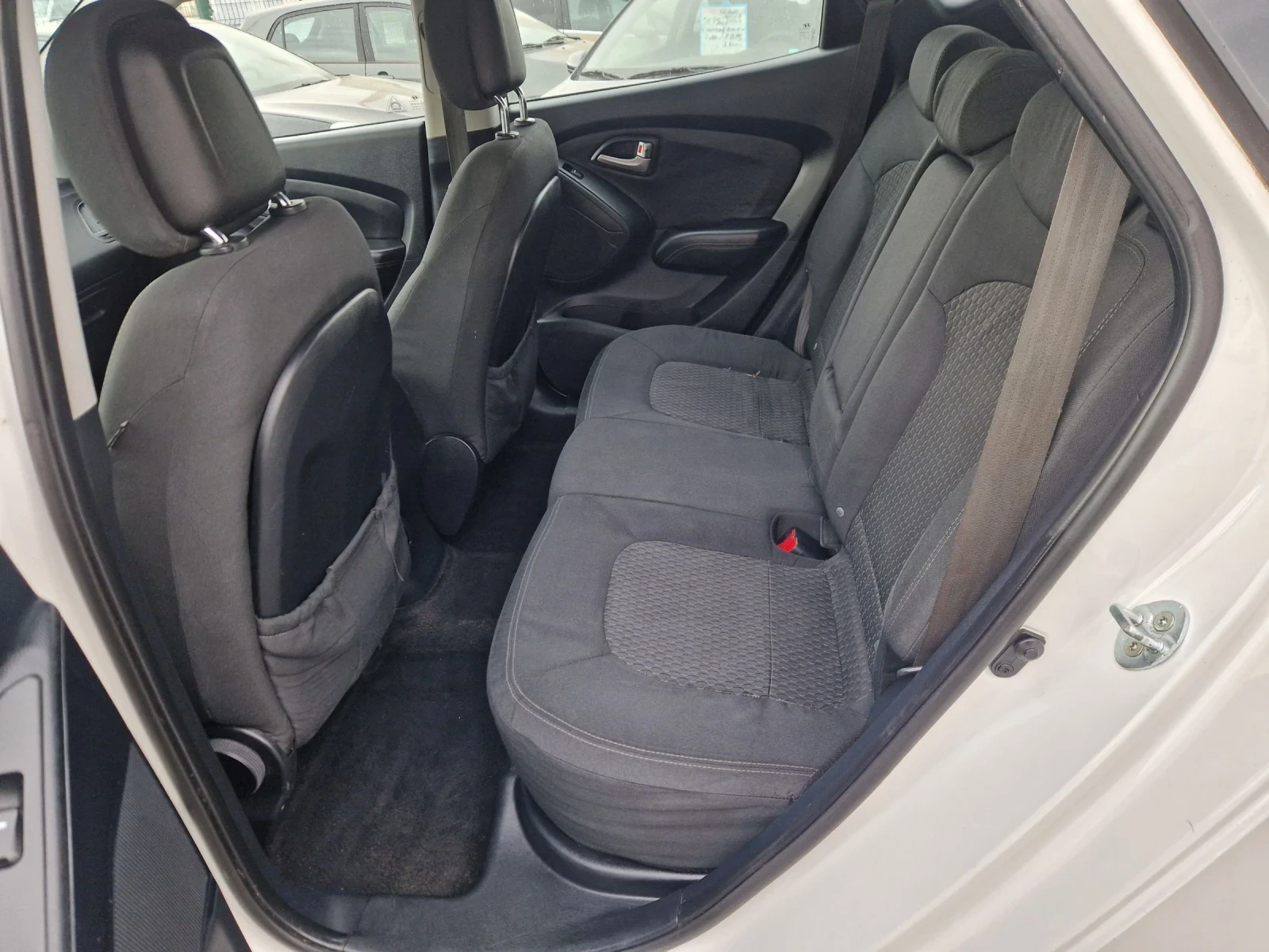 Hyundai IX35 1.7CRDI 116HP.ITALIA, снимка 13 - Автомобили и джипове - 54453795