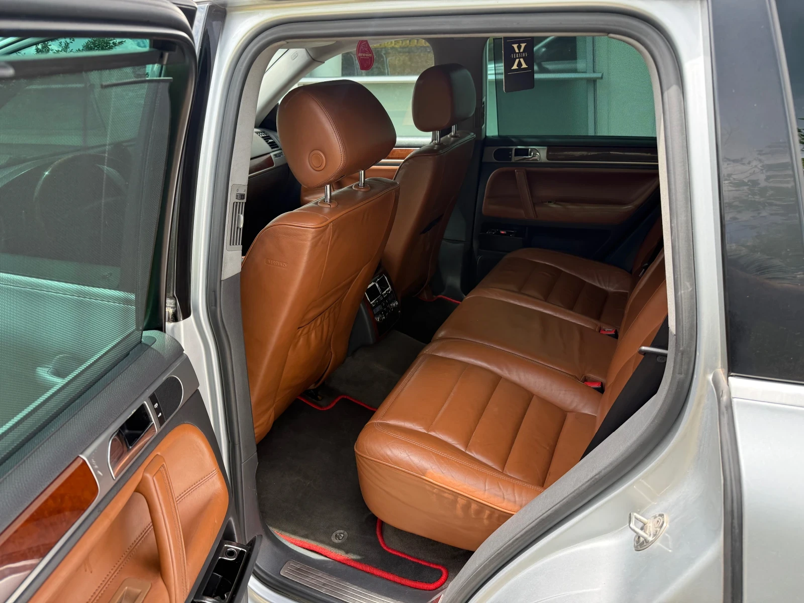 VW Touareg 5.0 TDI V10 313кс, снимка 8 - Автомобили и джипове - 54767013