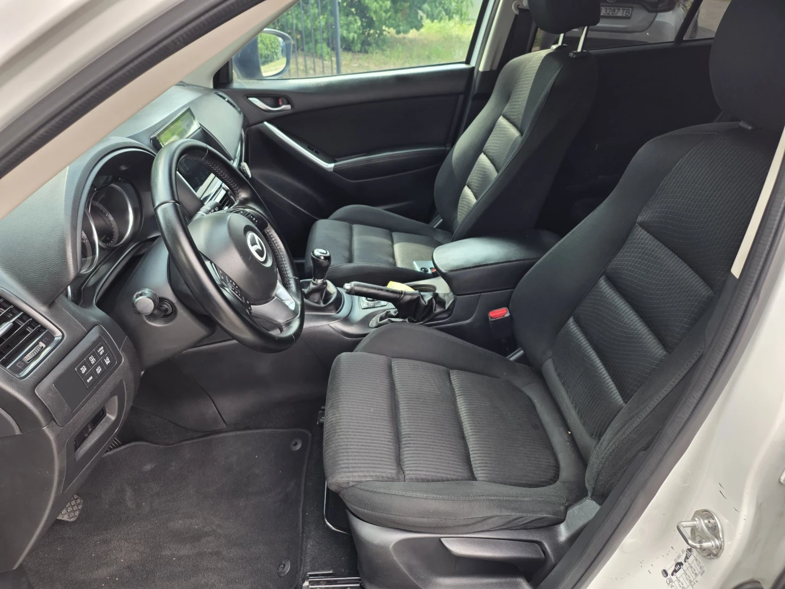 Mazda CX-5 2.0БЕНЗИН/КАМЕРА/КСЕНОН, снимка 9 - Автомобили и джипове - 55316017