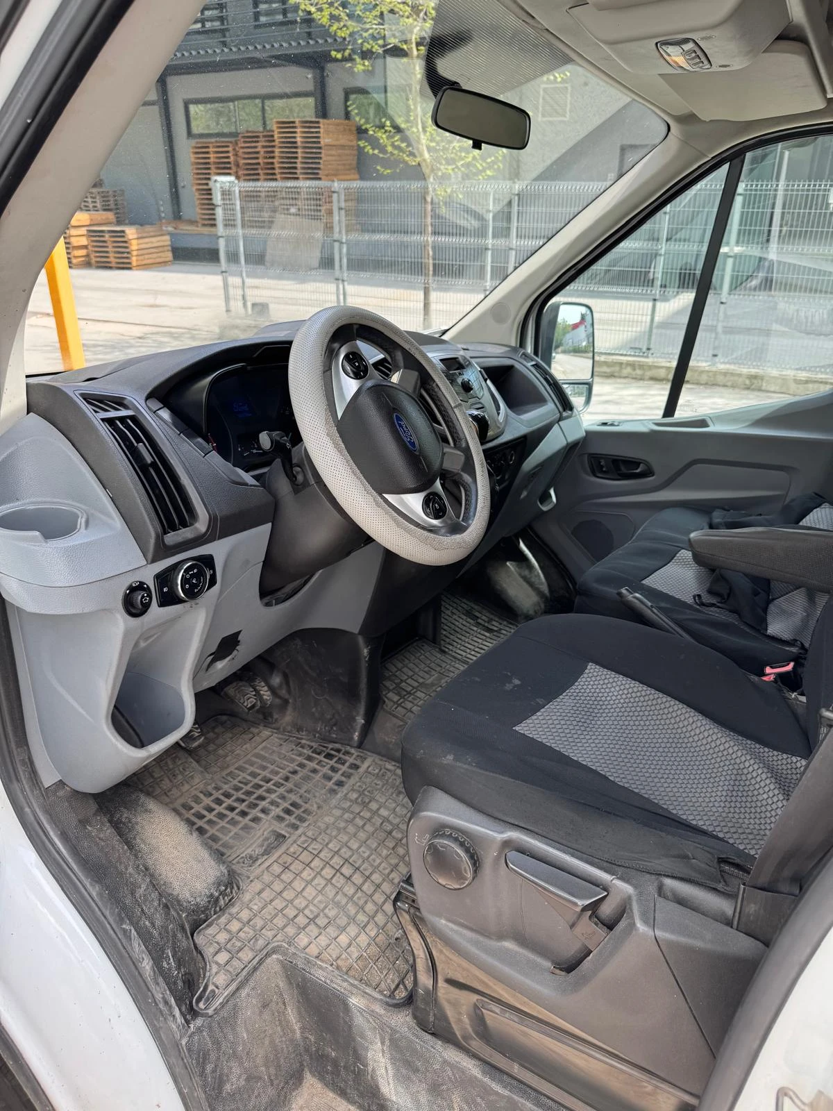 Ford Transit 2.2 155 К.С, снимка 4 - Бусове и автобуси - 54955830