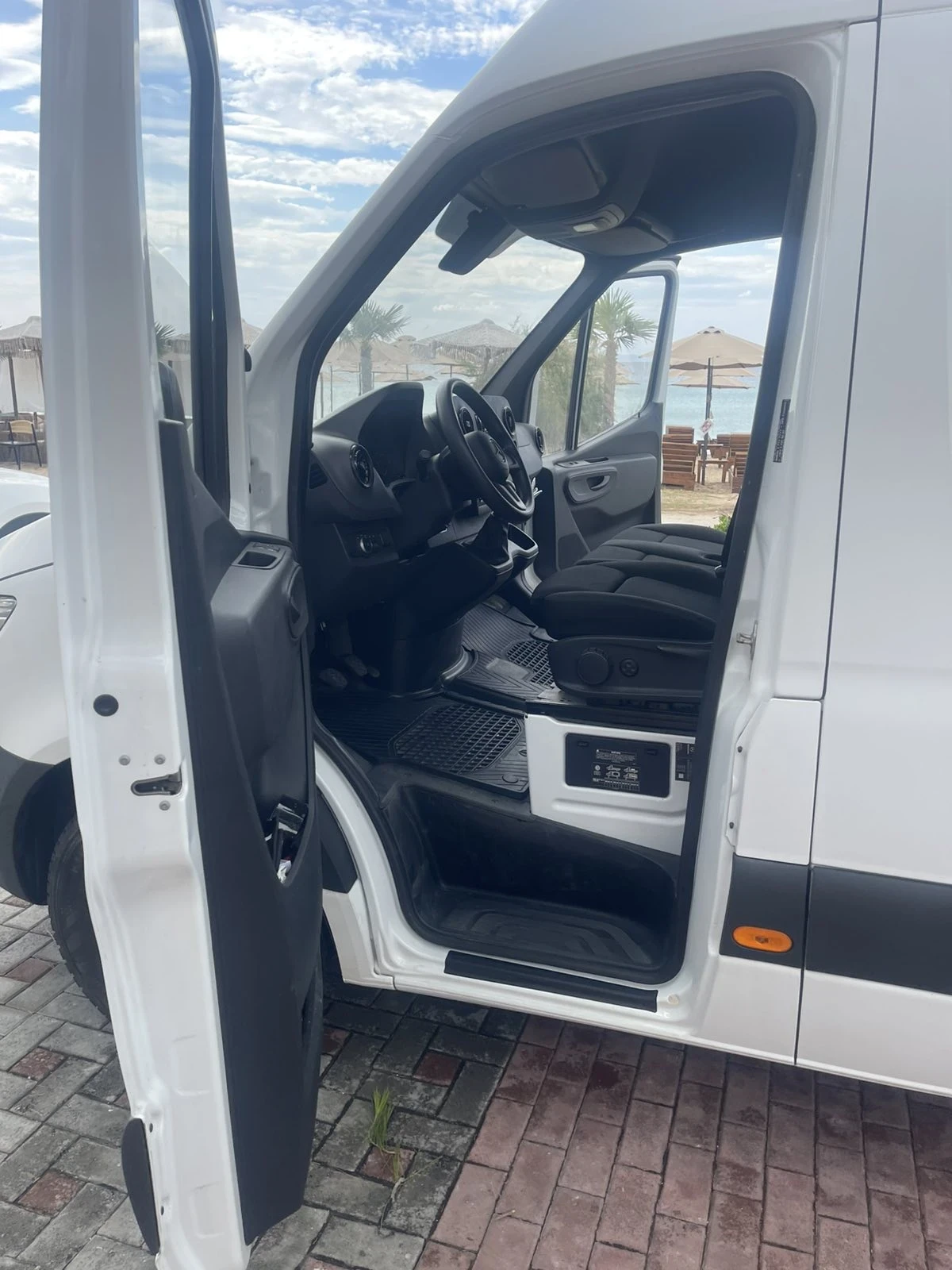 Mercedes-Benz Sprinter, снимка 4 - Бусове и автобуси - 56351291