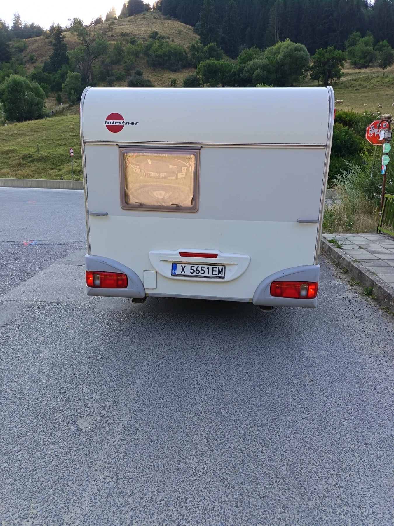 Каравана Burstner TS 445, снимка 14 - Каравани и кемпери - 55890465