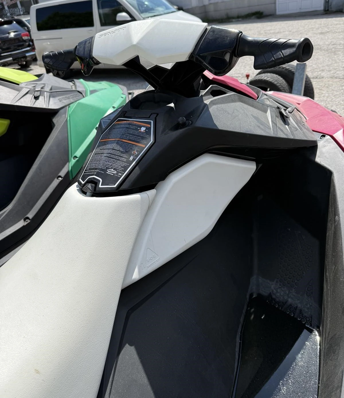 Джет Bombardier Sea Doo SPARK TRIXX - изображение 2