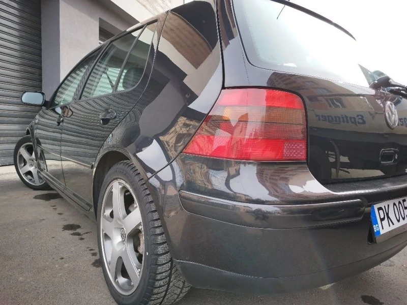 VW Golf  1.8 TURBO GTI, снимка 3 - Автомобили и джипове - 40897916