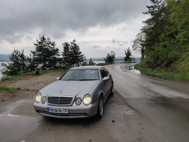 Mercedes-Benz CLK 320 AMG, снимка 1 - Автомобили и джипове - 46175793