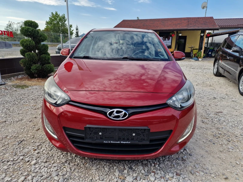 Hyundai I20 1.2 КЛИМАТИК РЕАЛНИ КИЛОМЕТРИ, снимка 3 - Автомобили и джипове - 47011095