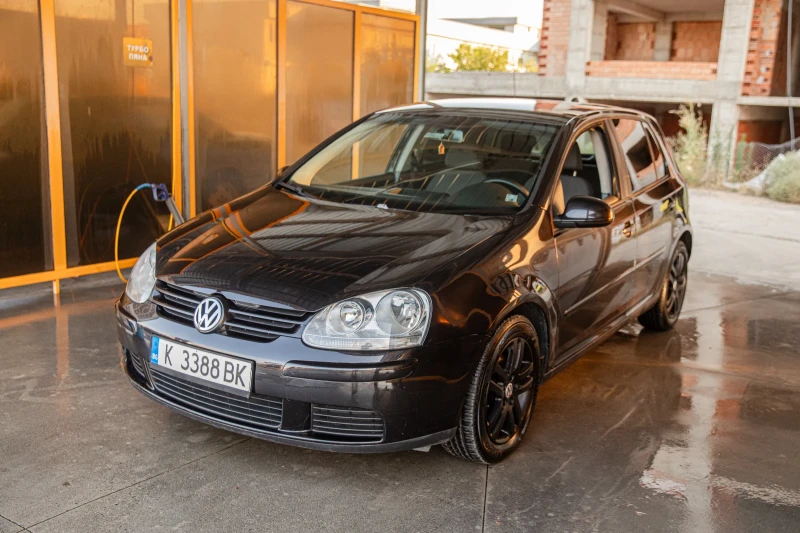 VW Golf 1.9 TDI, снимка 1 - Автомобили и джипове - 48274398