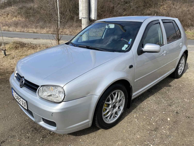 VW Golf 1.8T - AUM, снимка 8 - Автомобили и джипове - 49351282