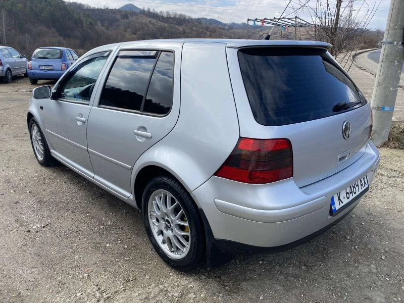 VW Golf 1.8T - AUM, снимка 6 - Автомобили и джипове - 49351282