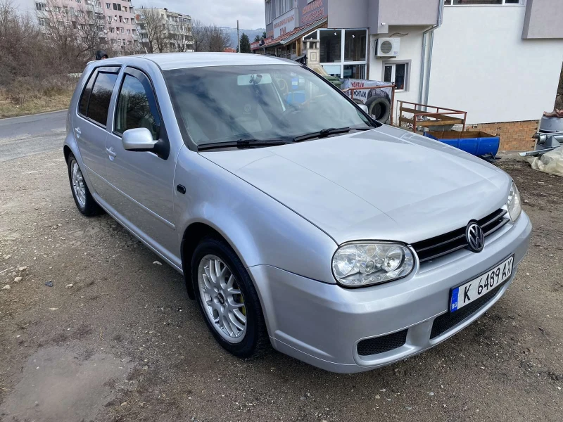 VW Golf 1.8T - AUM, снимка 2 - Автомобили и джипове - 49351282