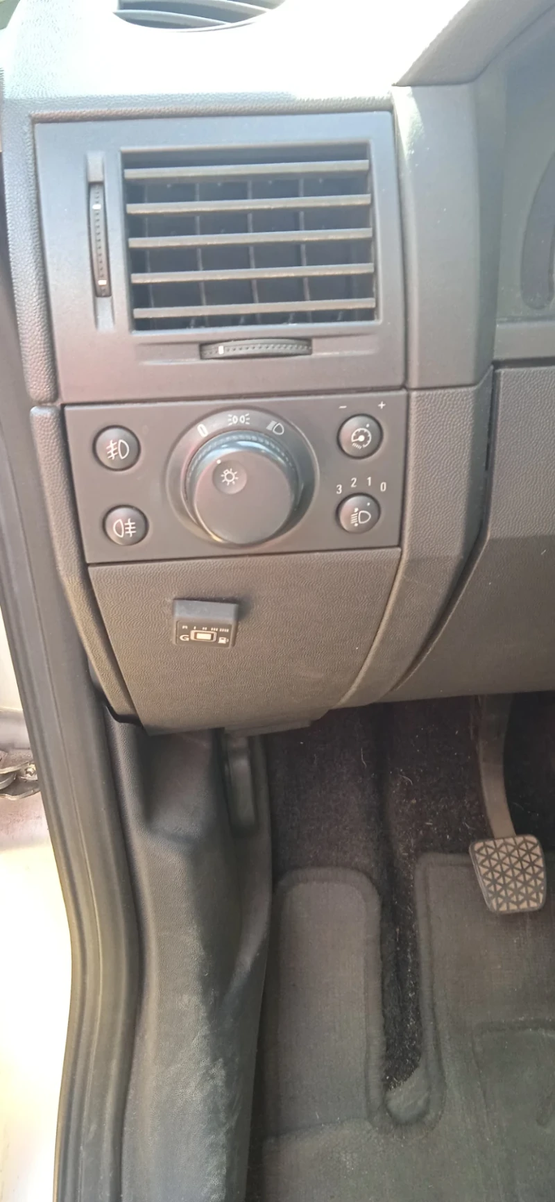 Opel Meriva, снимка 6 - Автомобили и джипове - 50295957