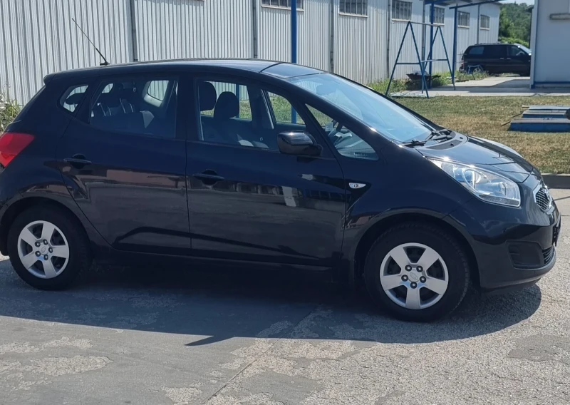 Kia Venga 1.4i 90к.с. Швейцария, снимка 4 - Автомобили и джипове - 50995548