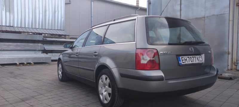 VW Passat, снимка 7 - Автомобили и джипове - 52482087