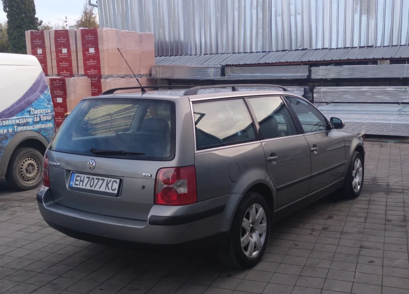 VW Passat, снимка 5 - Автомобили и джипове - 52482087