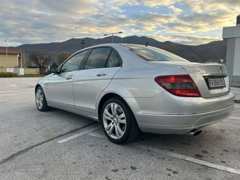 Mercedes-Benz C 220 AVANTGARDE, снимка 4 - Автомобили и джипове - 52624797