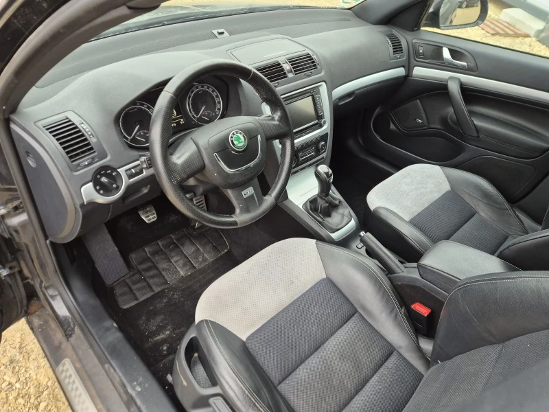 Skoda Octavia VRS 2.0TDI EURO 5, снимка 8 - Автомобили и джипове - 52890229