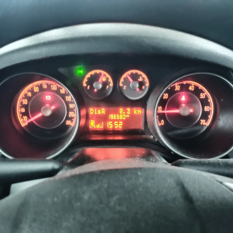 Fiat Punto 1.2 gazbenzin evo, снимка 9 - Автомобили и джипове - 53358103