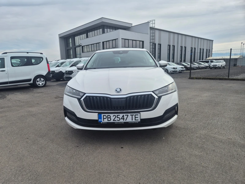 Skoda Octavia С Гаранция 2.0-М/Т-150кс, снимка 8 - Автомобили и джипове - 53476530