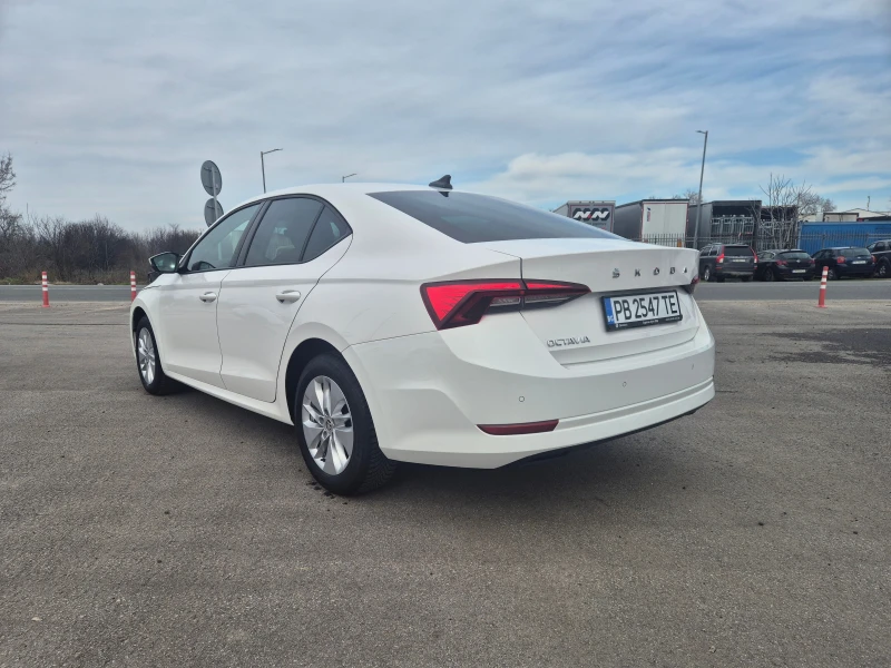 Skoda Octavia С Гаранция 2.0-М/Т-150кс, снимка 3 - Автомобили и джипове - 53476530