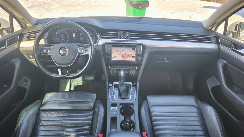 VW Passat 4Motion 190кс HIGH LINE Швейцария, снимка 11 - Автомобили и джипове - 53532116