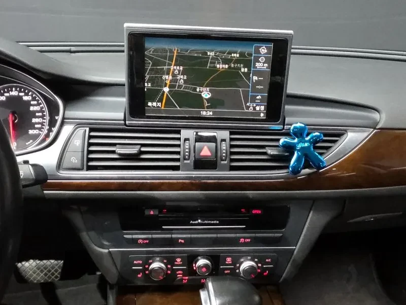 Audi A6 2.0 TDI, снимка 14 - Автомобили и джипове - 55056589