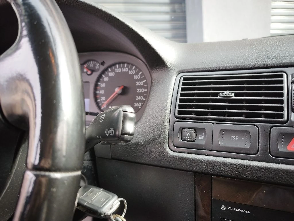 VW Golf  1.8 TURBO GTI | Mobile.bg � ����������� 11