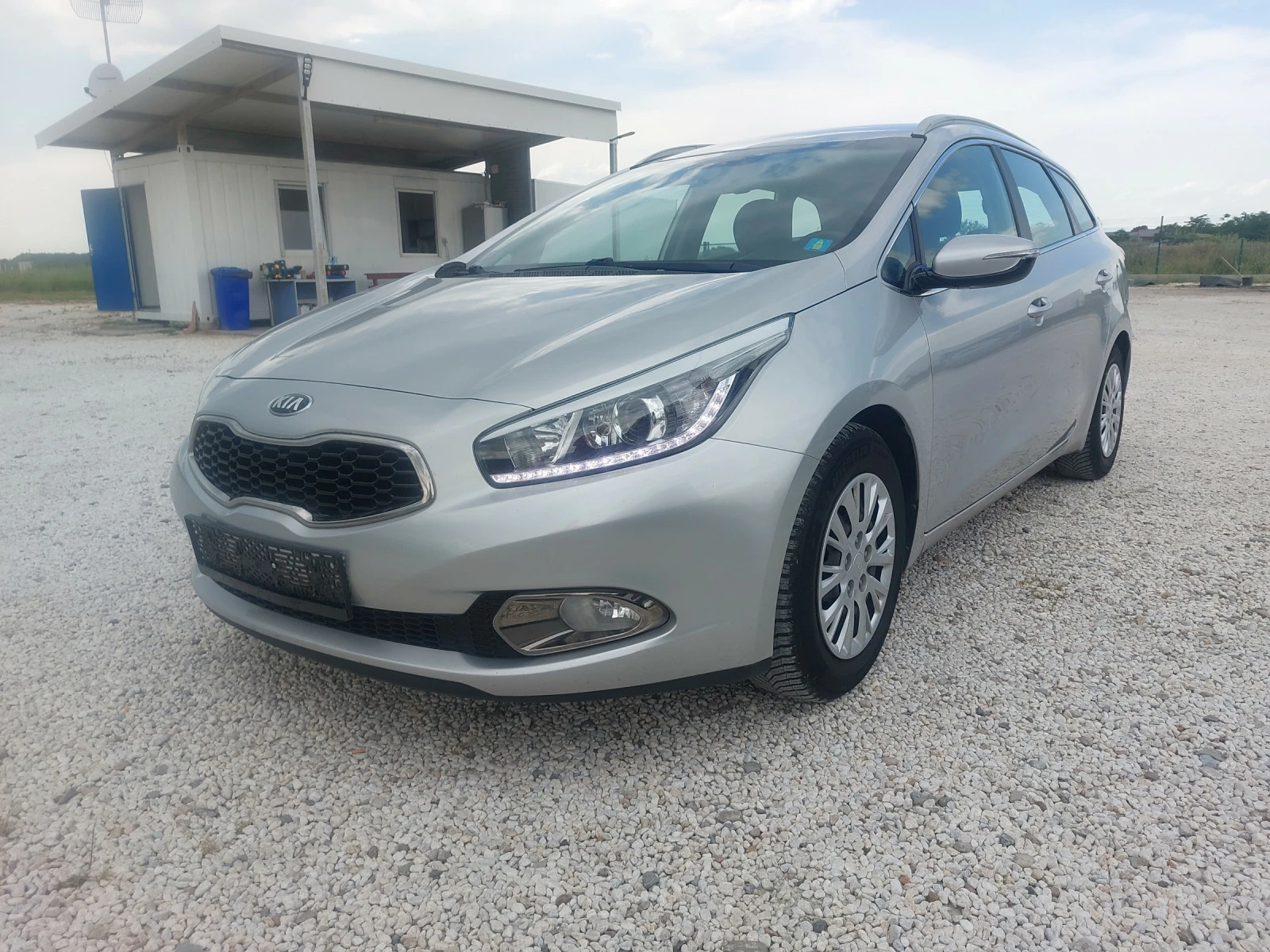 Kia Ceed 1.6GDI 135ps camera Navi - изображение 5