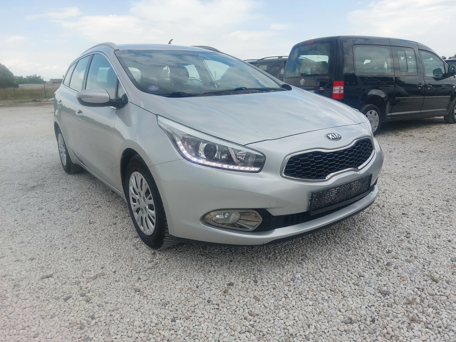 Kia Ceed 1.6GDI 135ps camera Navi - изображение 3