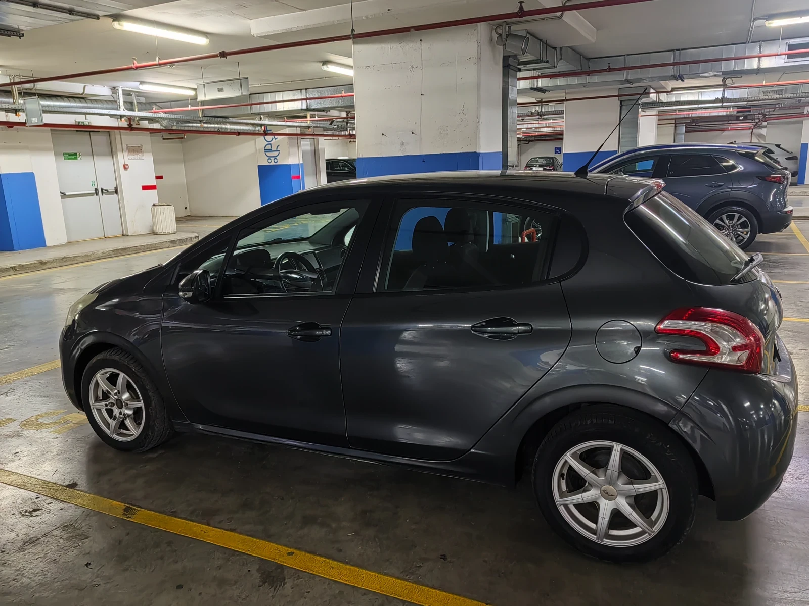 Peugeot 208  - изображение 7