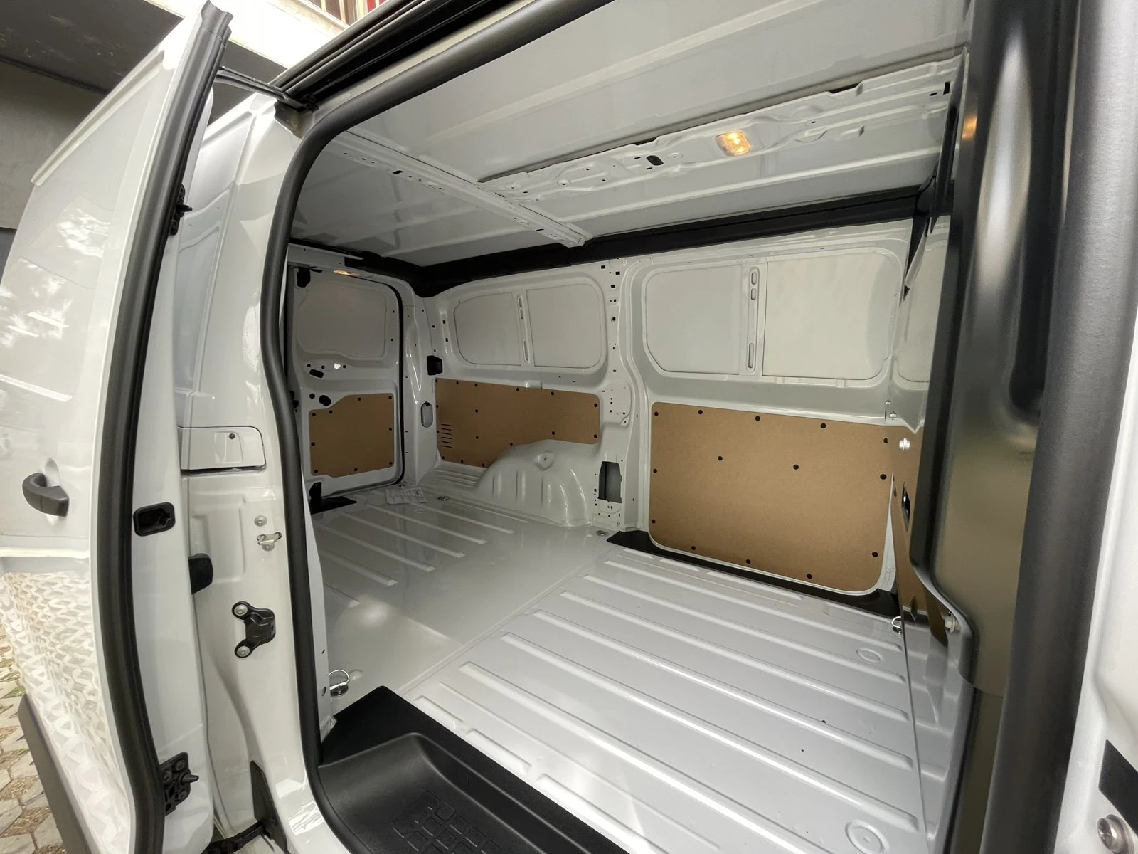 Fiat Scudo VAN L3 1.5 BlueHDI -120 MT6 5г/200000км-ПРОМО ЦЕНА - изображение 8