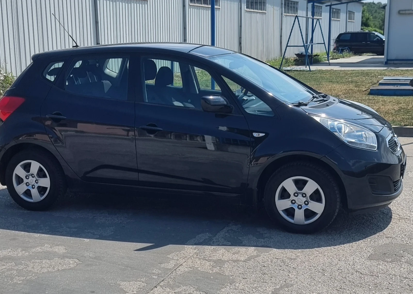 Kia Venga 1.4i 90к.с. Швейцария - изображение 4