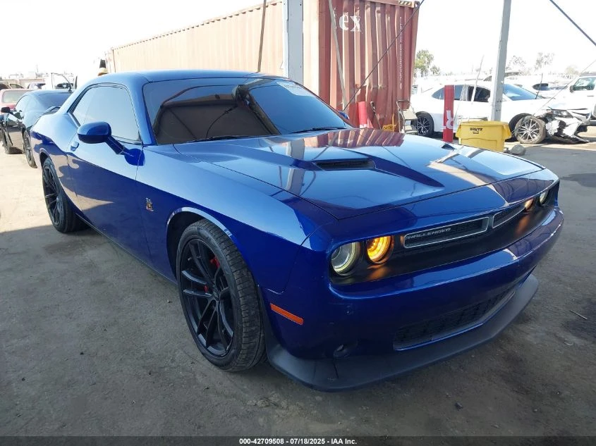 Dodge Challenger 2018 DODGE CHALLENGER RT SCAT PACK - изображение 2