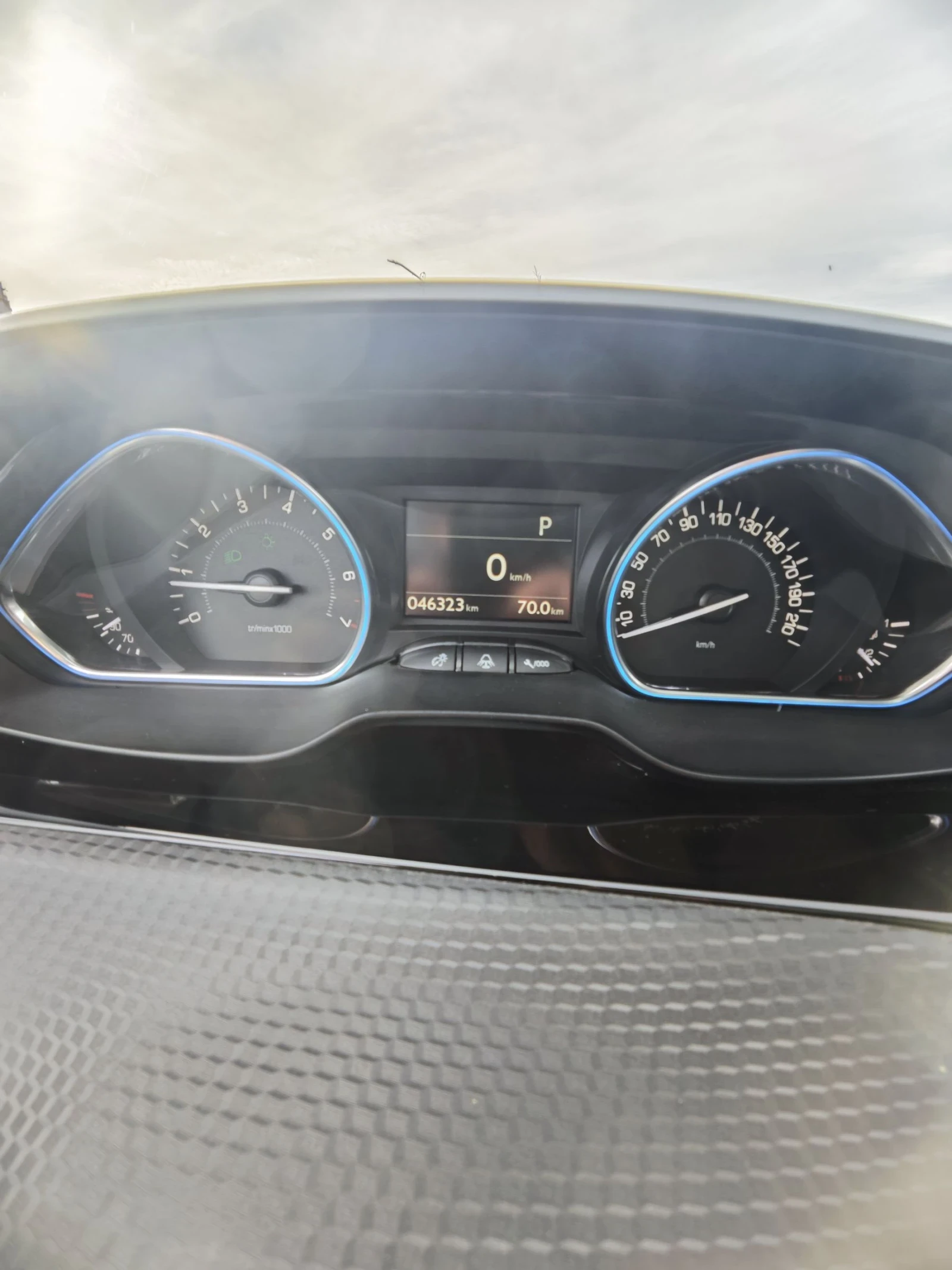 Peugeot 2008 1.2 110 | Mobile.bg   12